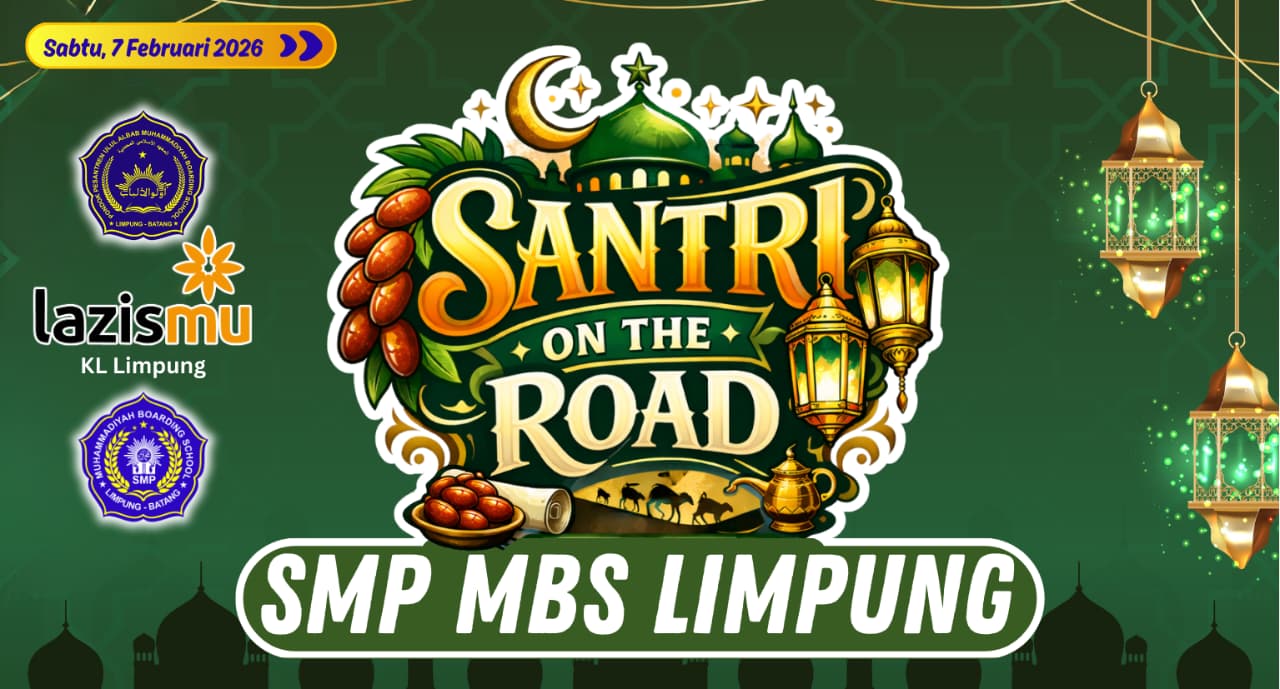 Santri SMP MBS Limpung berbagi takjil di Jalan Raya Limpung